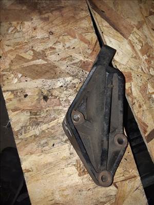 Suzuki Swift III 04-10 Váltótartó Bak 11651-63J00