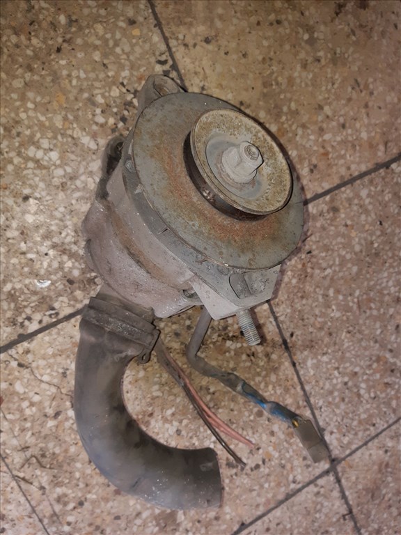 Lada Niva Generátor T221A-3701006 1. kép