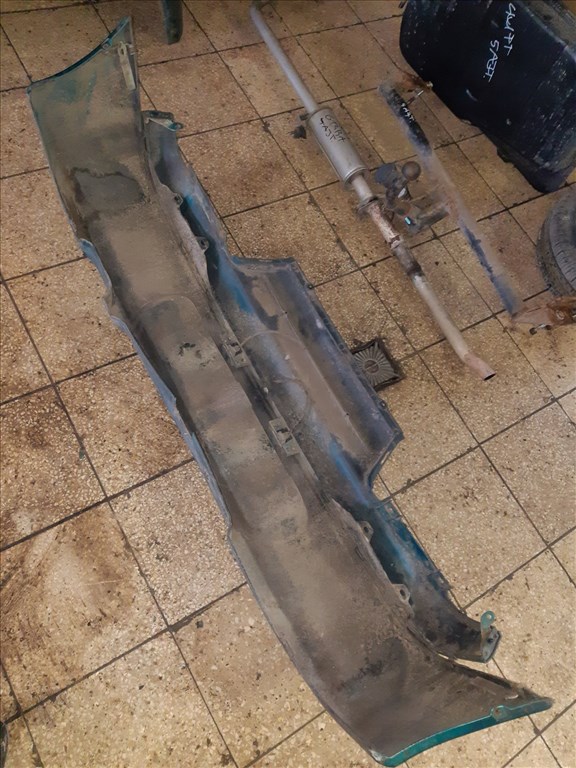 Suzuki Swift II 96-03 Hátsó Lökhárító 3. kép