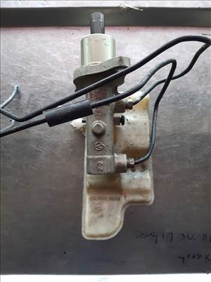 Ford Focus II Főfék Munkahenger  Fékfolyadék Tartály 03.3508-9104.1