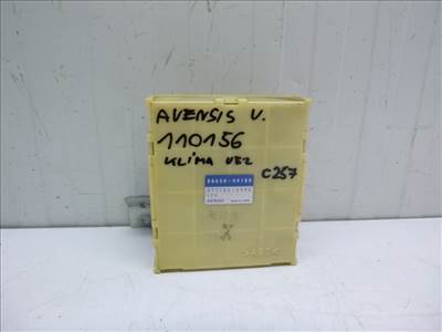 Toyota Avensis Verso  klímavezérlő 8865044180
