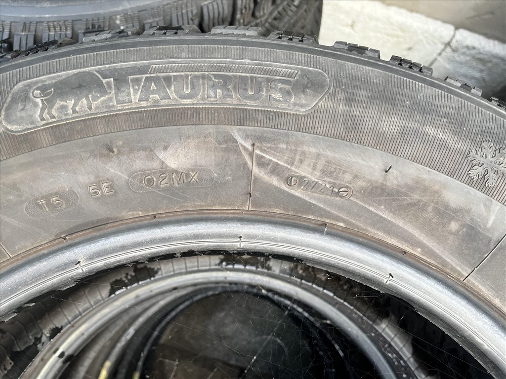  265/6018" újszerű Taurus téli gumi 4db  6. kép