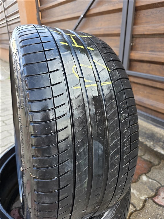  Michelin Primacy 3 275/35 R19 2. kép