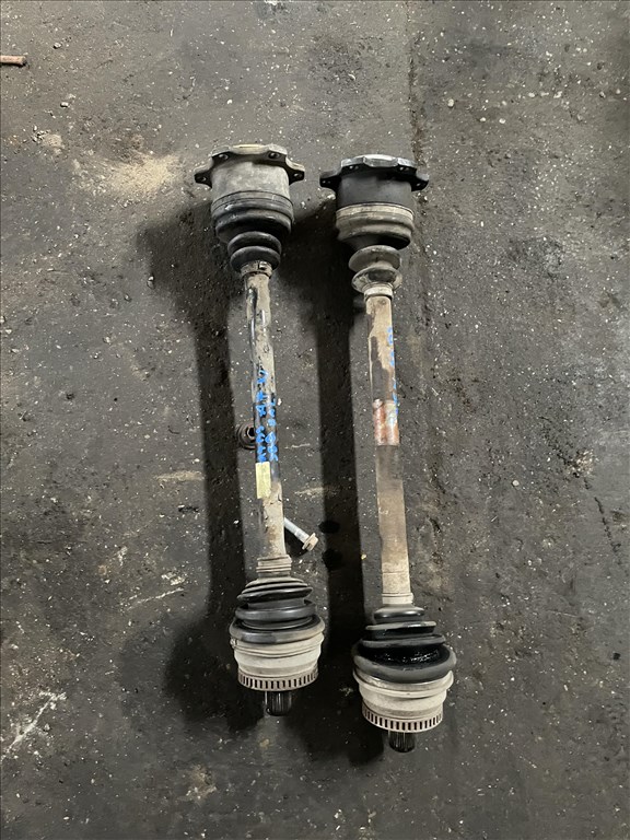 Audi A 4 B5 1,9 tdi féltengely  1. kép