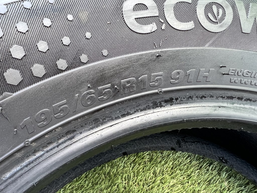 195/65 R15 Kumho EcoWing ES31 nyári gumi 6,5mm 5. kép