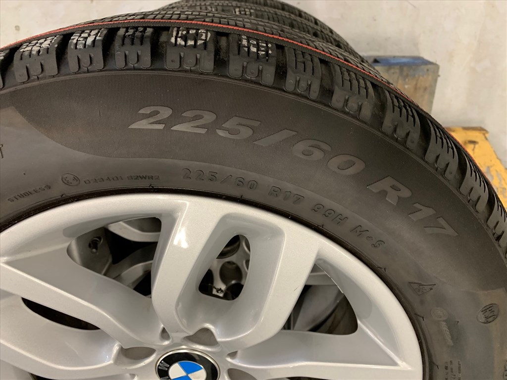 17" gyári style 305 alufelni 225/60 Pirelli téli kerék garnitúra BMW F25 F26 X3 X4 4. kép