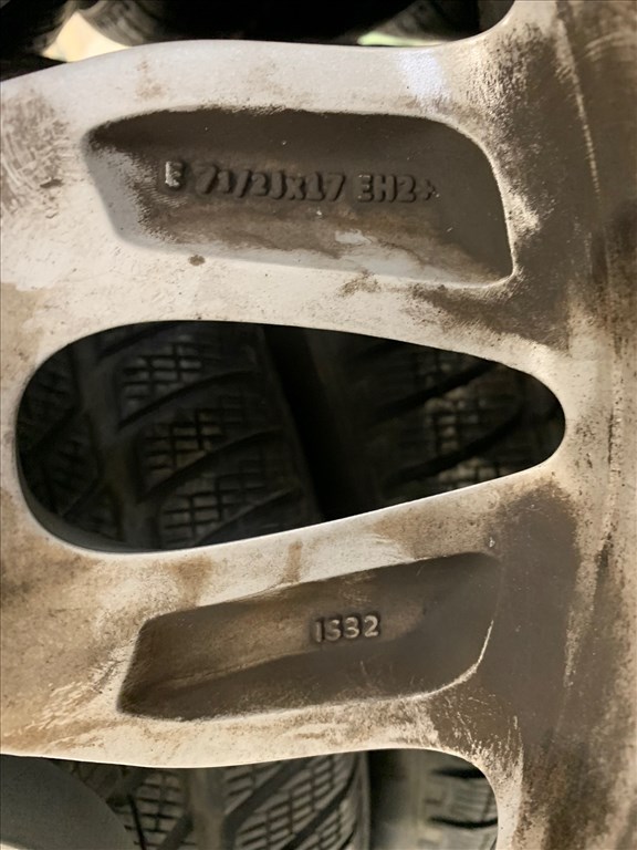 17" gyári style 305 alufelni 225/60 Pirelli téli kerék garnitúra BMW F25 F26 X3 X4 5. kép