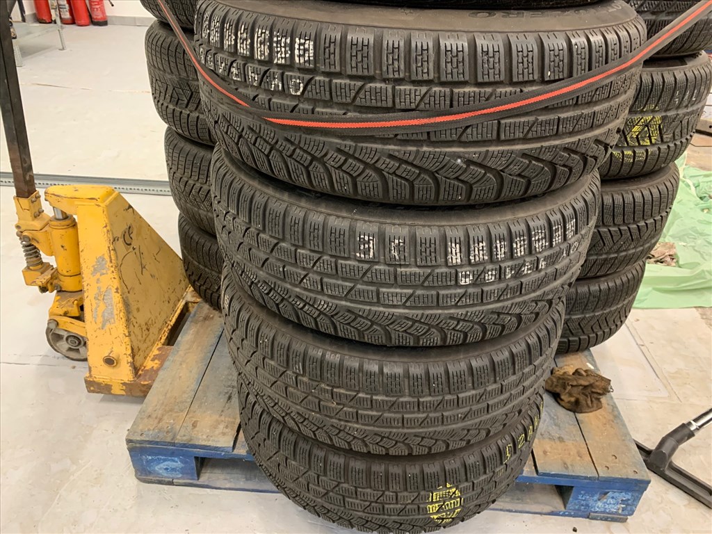 17" gyári style 305 alufelni 225/60 Pirelli téli kerék garnitúra BMW F25 F26 X3 X4 7. kép