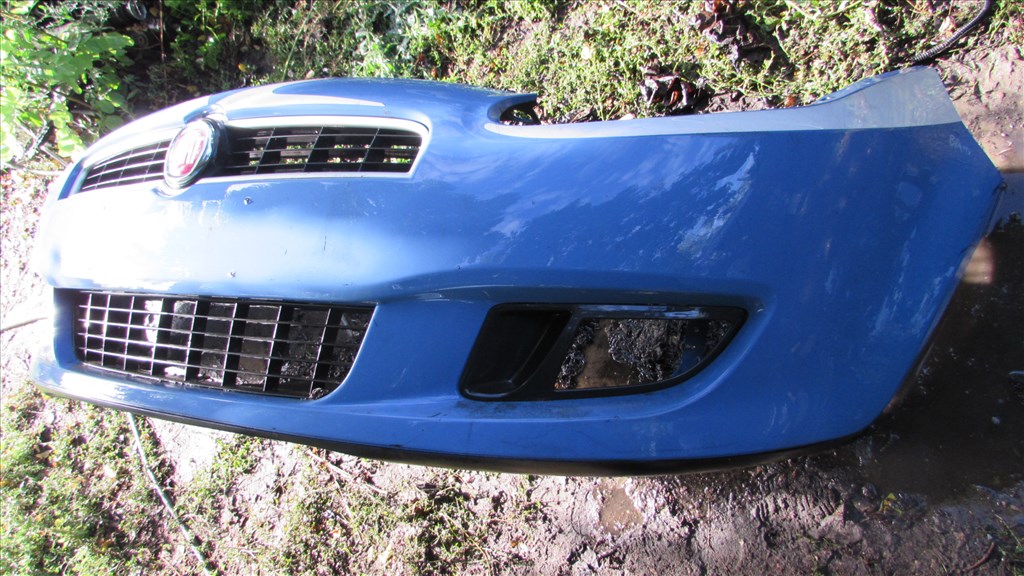 Fiat Bravo 2007-2014 első lökhárító (102.) 4. kép