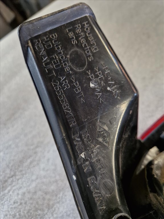 DACIA DUSTER II bal hátsó lámpa 265558217R 5. kép