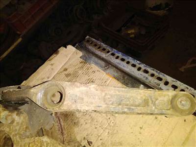 Suzuki Ignis 03-07 Első Lengőkar