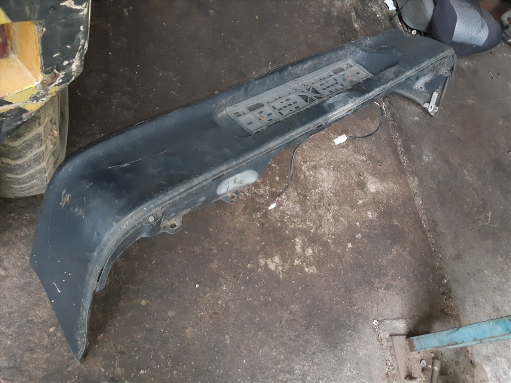 Suzuki Swift II 96-03 Hátsó Lökhárító 2. kép