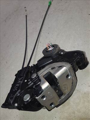 Toyota Yaris 98-05 Jobb Első Ajtó Zárszerkezet + Központizár Motor