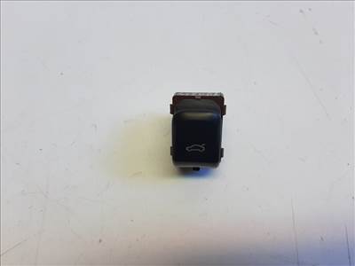 Audi A5 (8T3) csomagtérajtó nyitó kapcsoló 8K0959831