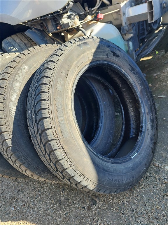  165/70 14" Sava téli gumi 2. kép