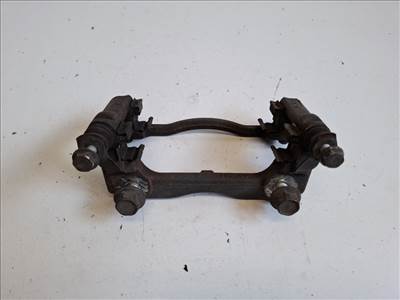 Honda CR-V jobb első féknyereg tartó