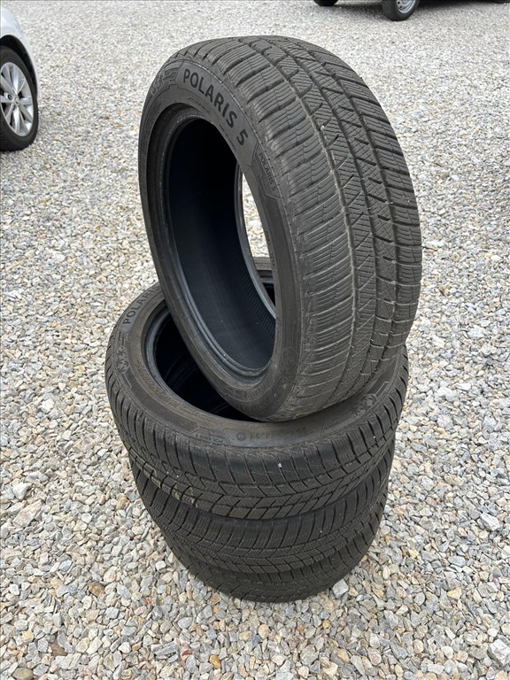  225/4517" újszerű Barum téli gumi  2023 évjárat 4db/75.000Ft 1. kép