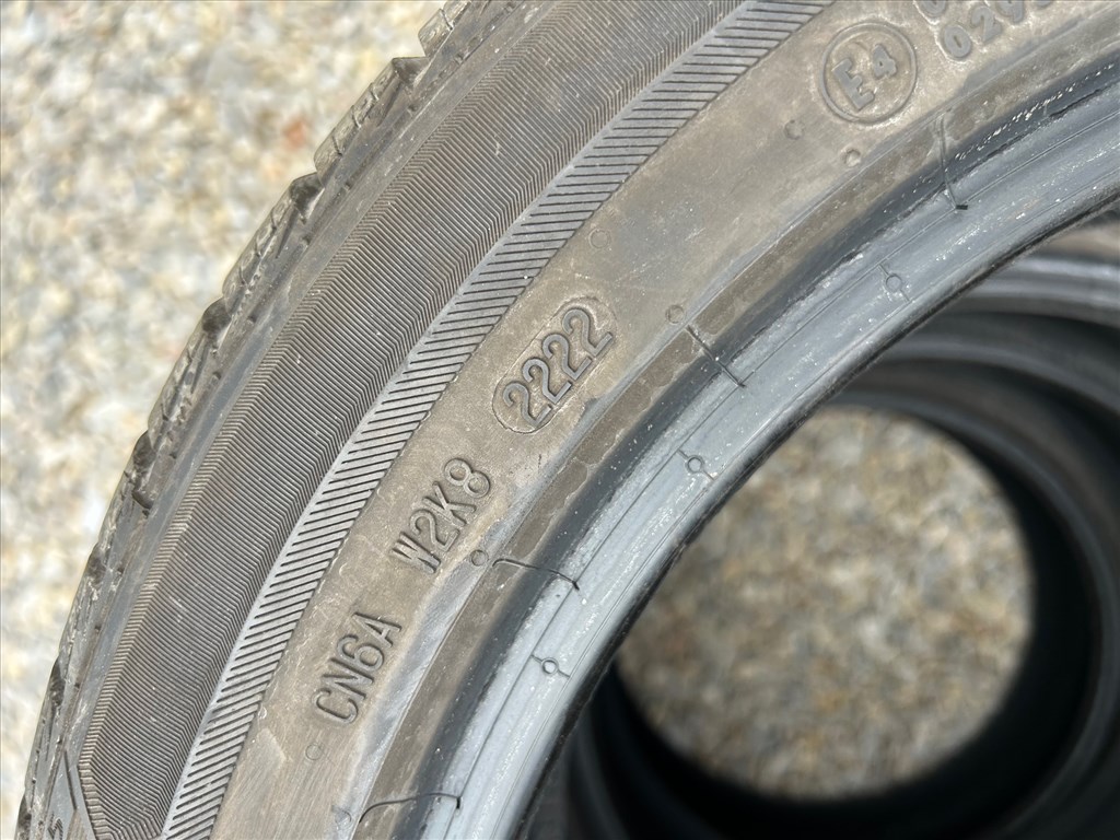  225/4517" újszerű Barum téli gumi  2023 évjárat 4db/75.000Ft 7. kép