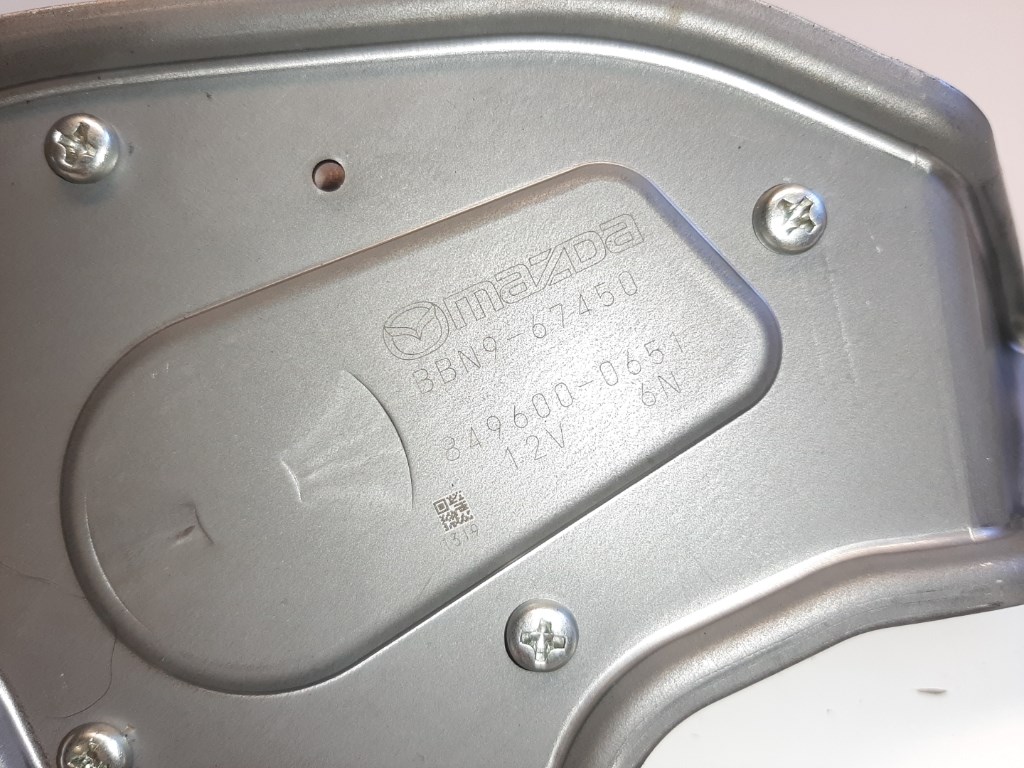 Mazda 3 (BL) hátsó ablaktörlõ motor BBN967450 3. kép