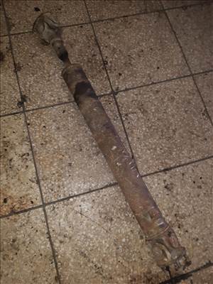 Lada Niva Hátsó Kardán Tengely