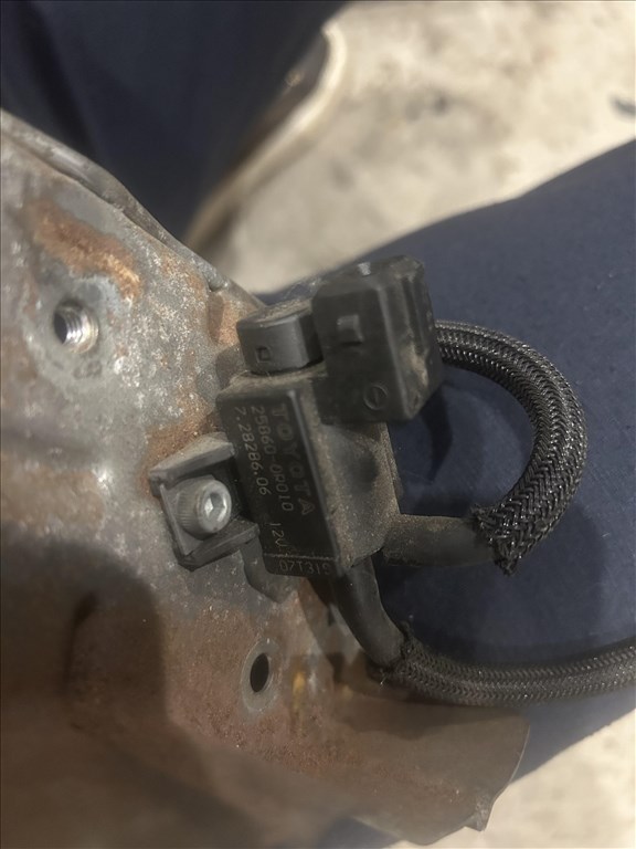 Lexus IS (XE20) 220d turbo nyomás szabályzó  258600r010 2. kép