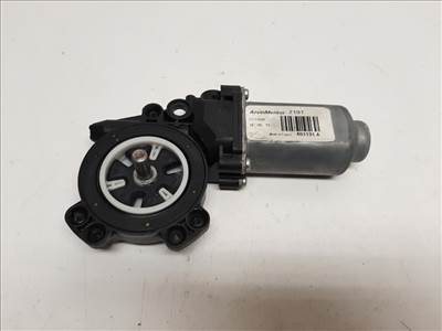 Nissan Qashqai (J10) bal hátsó ablakemelő motor 402191A