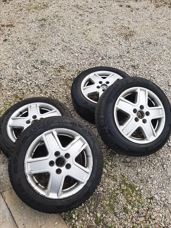 Vw Sharan 16" alufelnigarnitúra téli gumikkal eladó!  1. kép