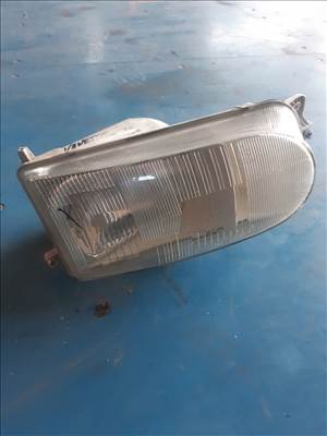 Nissan Vanette Cargo Jobb Első Lámpa / Fényszóró