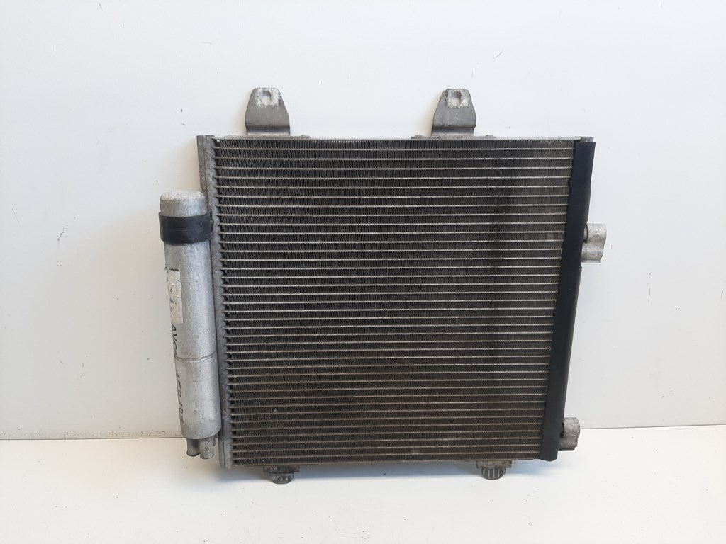 Toyota Aygo (AB10) klímahûtõ 1. kép