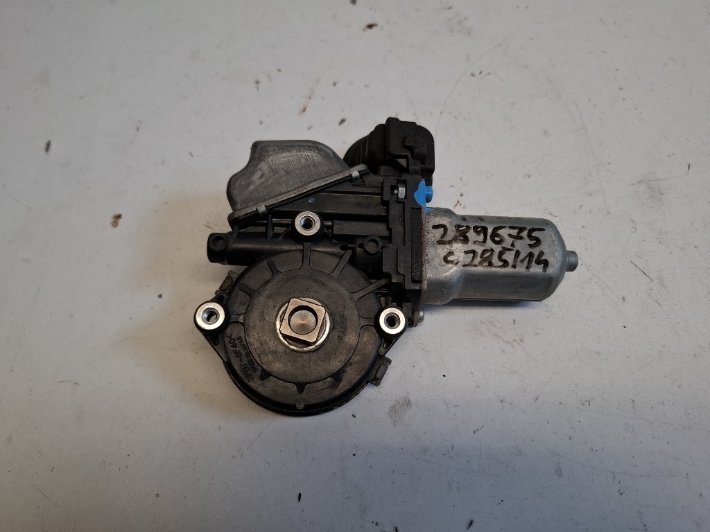 Toyota IQ bal elsõ ablakemelõ motor 8572074010 0620201300 1. kép