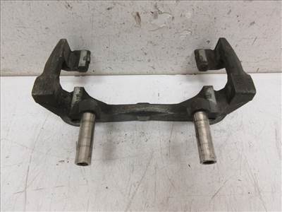 Toyota Yaris (XP130) bal első féknyereg tartó