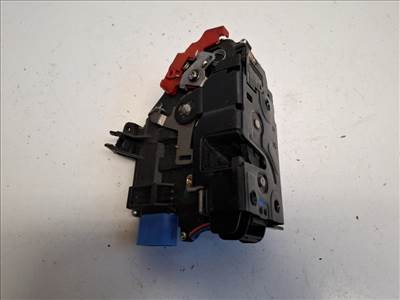 Volkswagen Golf plus jobb első ajtózár 3D1837016