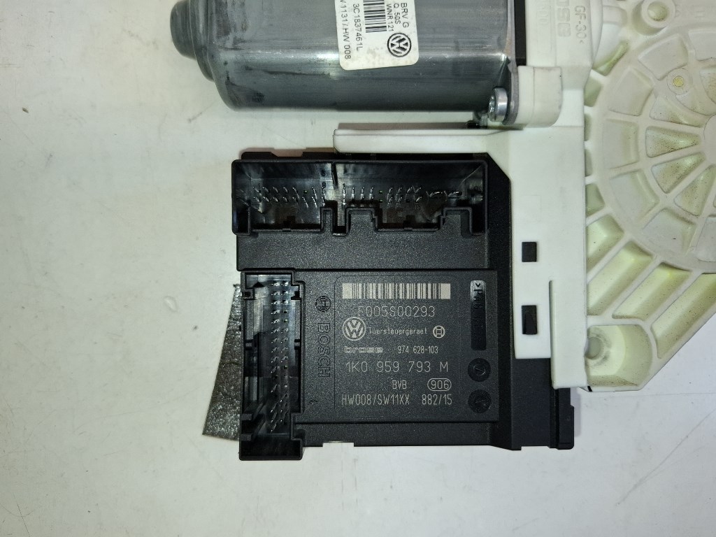 Volkswagen Passat VII (3C) bal elsõ ablakemelõ motor 3C1837461L 5. kép