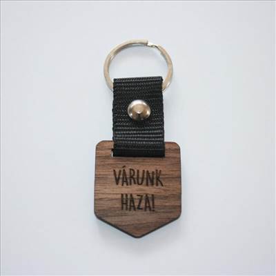 Egyedi kulcstartó "Várunk Haza!" felirattal