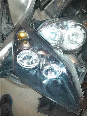 Opel astra h jobb első fényszóró 