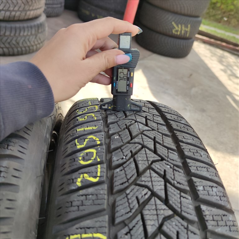  205/55 R16 Dunlop téli gumi 85000ft a 4db/284/ 4. kép