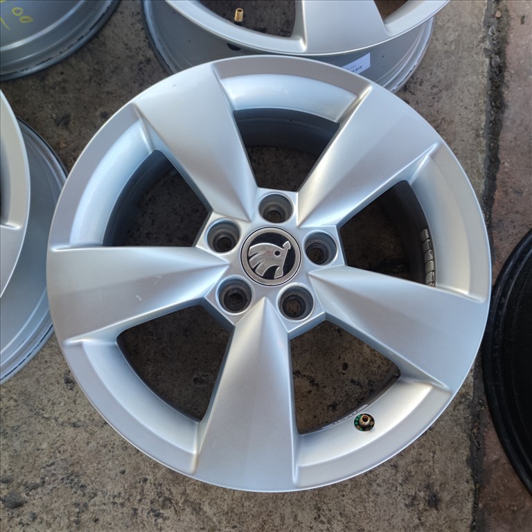 5x100 15 Gyári Skoda alufelni 90000ft a 4db/267/ 4. kép