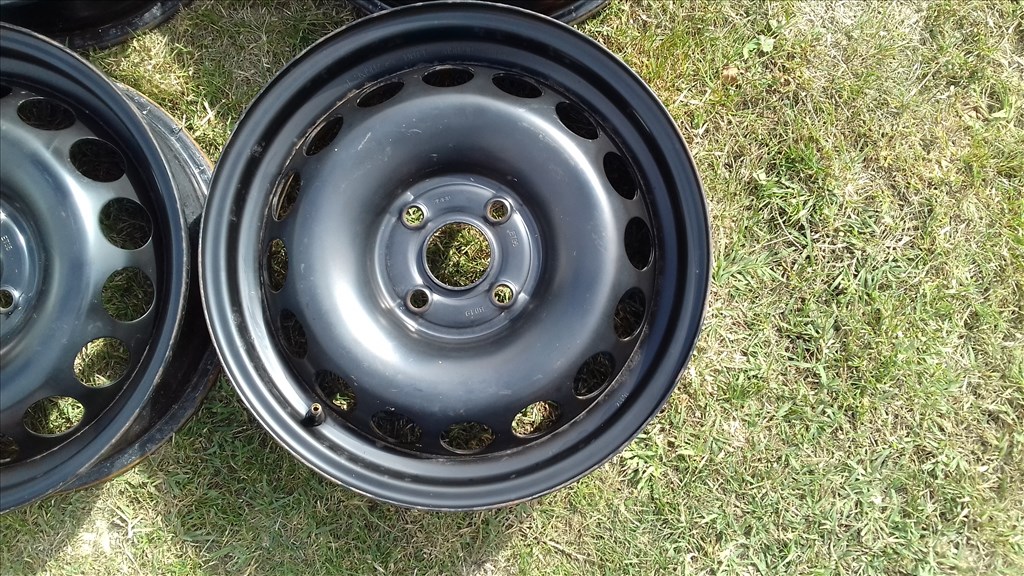  4x108 lyukosztású 5,5JJ 14" használt lemezfelni Peugeot Citroen 2. kép