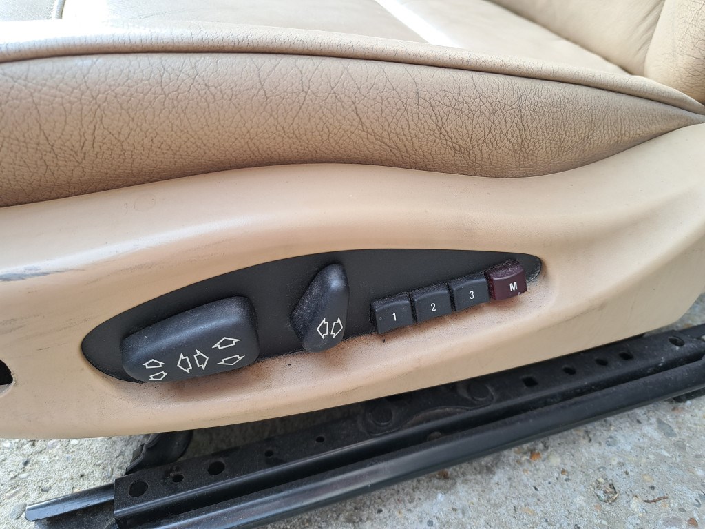 BMW E46 coupe bézs motoros memóriás bõr ülés bõrbelsõ ülés ülésszett belsõ - foglalkozás 5. kép