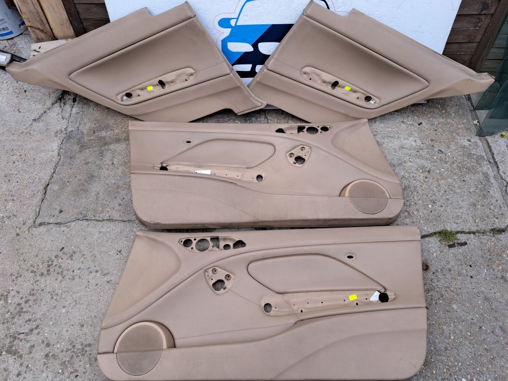 BMW E46 coupe bézs motoros memóriás bõr ülés bõrbelsõ ülés ülésszett belsõ - foglalkozás 10. kép