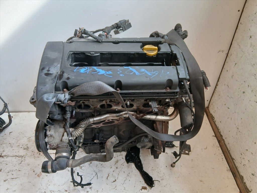 Opel Zafira B Z16xe1 Motor  3. kép