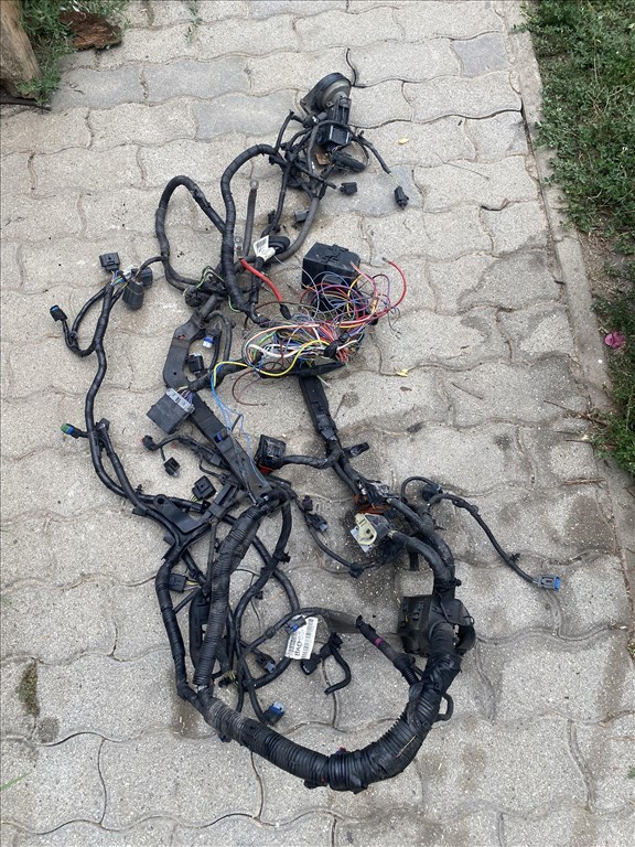 Ford B-Max Mk1 1.6 TDCi Motor motortér kábelköteg  1. kép