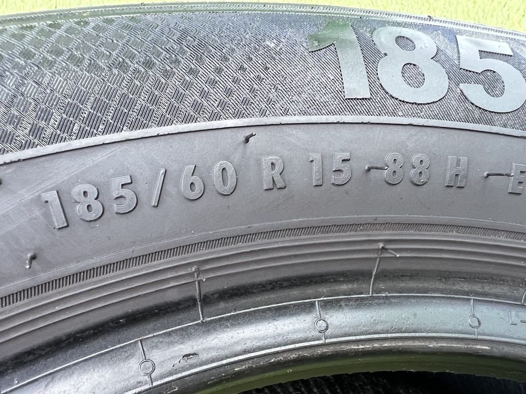 185/60 R15 Semperit Speed life 3 nyári gumi 7mm 5. kép