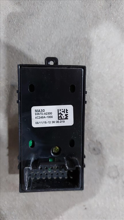KIA Cee'd Ceed 12- Bal első elektromos ablakemelő kapcsoló gomb 0627 93570a2300 4. kép