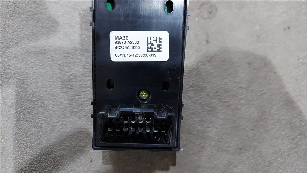 KIA Cee'd Ceed 12- Bal első elektromos ablakemelő kapcsoló gomb 0627 93570a2300 7. kép