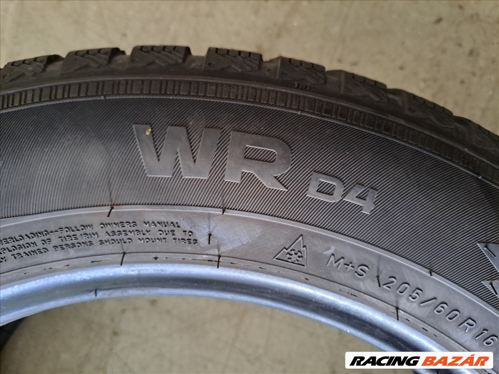 4db 205/60 R16 Nokian WR D4 Téli gumi eladó!!! (DOT2017) ára! 7500Ft/db 6. kép