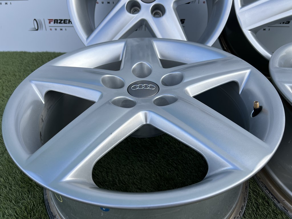 5x112 17" Audi gyári alufelni 7,5Jx17h2 ET45 2. kép