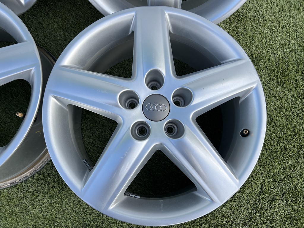 5x112 17" Audi gyári alufelni 7,5Jx17h2 ET45 4. kép