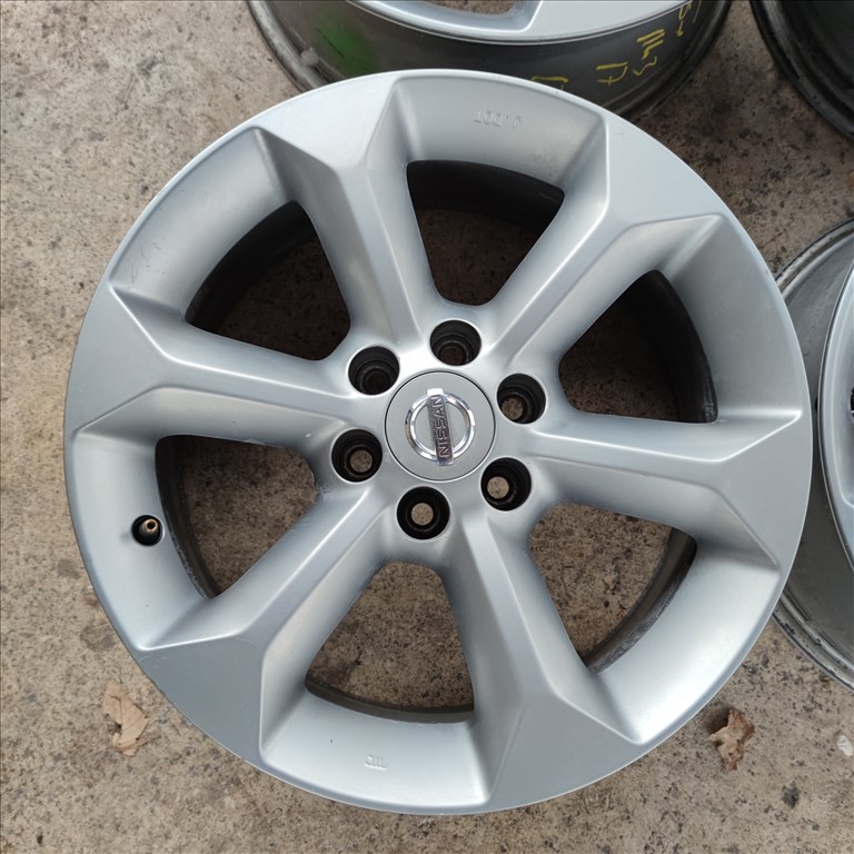 6x114,3 17 Gyári Nissan alufelni 130000ft a 4db/100/ 4. kép