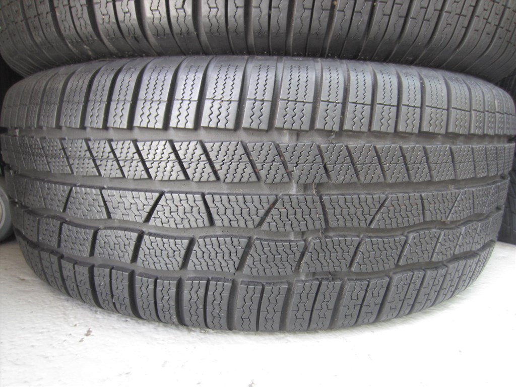  255/55 R19 CONTINENTAL TS 830P 111H 3. kép